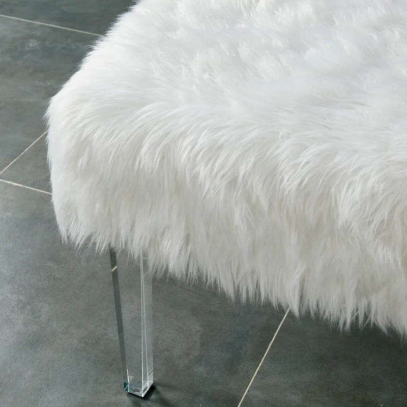 Pouf contemporain en fausse fourrure acrylique par